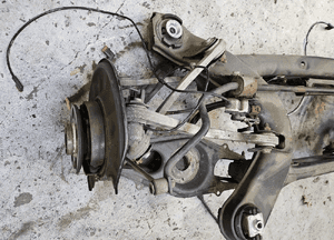 MERCEDES C KLASA W204 PIASTA ZWROTNICA WAHACZ WACHACZE TYŁ TYLNY LEWA PRAWA 2