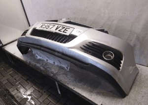 Zderzak przód przedni opel vectra c lift fl Z157 srebrny halogeny 2