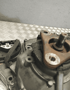 Reduktor skrzyni biegów bmw F15 F16 F25 8643151 8643153 9