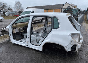 Ćwiartka błotnik lewy tył volkswagen tiguan i 5N 1