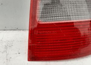 Audi A6 C5 kombi lampa tył tylna prawa 2