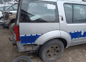 Ćwiartka błotnik prawy tył nissan pathfinder 1