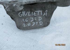 Alfa romeo giulietta 1.6 2.0 łapa poduszka skrzyni 2