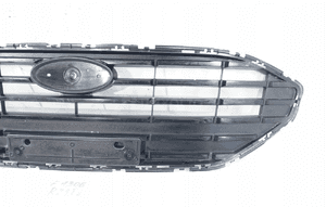 Ford fiesta MK8 viii lift 2021- atrapa grill chłodnicy zderzaka NX7B-8200-A 3