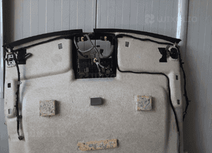 Jaguar XE podsufitka czarna 8