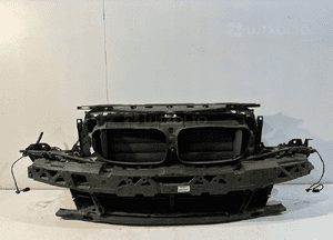 BMW 5 F10 / F11 Pas przedni kompletny - 13976 1