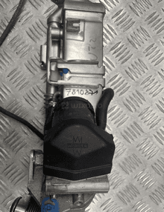 Bmw F10 F11 chłodniczka spalin zawór egr 8476993 7810871 12