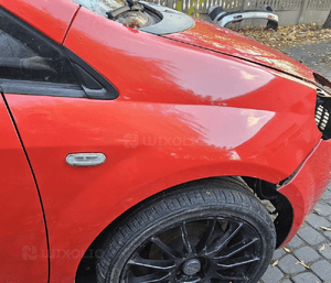 Fiat Grande Punto  błotnik przód przedni prawy 1