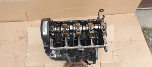 Silnik słupek blok silnika VW Passat B6 2.0 TDI 140KM BMP 1