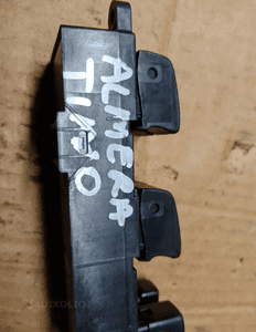 Przełącznik panel sterowania szyb Nissan Almera Tino 5