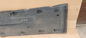Osłona płyta podwozia prawa Seat Leon II 1K0825212AC 1K0825212AB 4