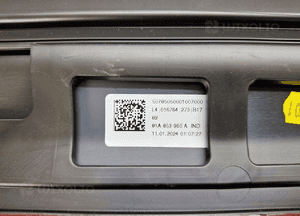 Listwa nakładka drzwi audi Q2 81A s-line SQ2 prawy przód 2016- oryginał oe 3