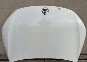 Maska pokrywa silnika vw scirocco 1K8 2008- bardzo ladna 1
