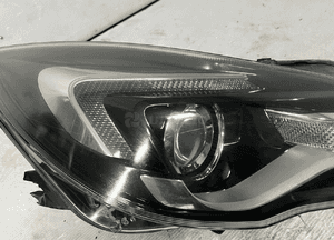 Opel insignia a lift lampa prawa przód przednia uk 39031210RH 3