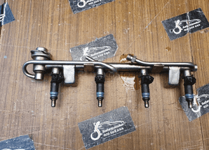 Listwa Paliwowa Zasilajaca Wtryskowa Wtryski Audi A4 B6 B7 2.0 B ALT 8