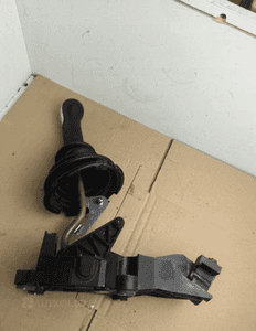 Wybierak lewarek biegów ford fiesta 5S6R7C453BA 4