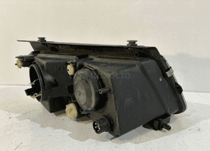 VW PASSAT B5 Lampa przednia lewa - 14839 6
