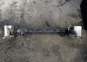 Toyota Corolla Verso lift belka pod chlodnice 3