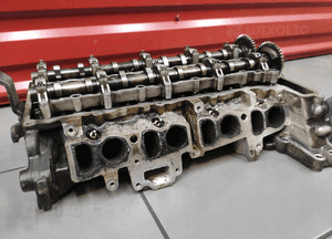 Bmw N47 2.0D F30 głowica silnika kompletna wałki świece 7810465 zdrowa 7