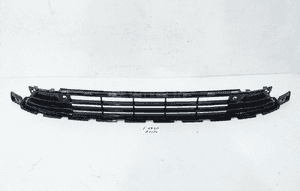 Polestar 2 2020- atrapa kratka środkowa zderzaka przód 31663679 1