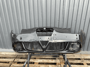 ALFA ROMEO GIULIETTA ZDERZAK PRZÓD PRZEDNI XENON 156085887 1