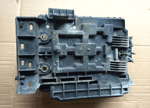 Citroen C3 Picasso podstawa obudowa akumulatora 2