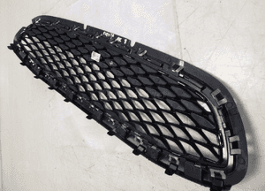 Ford fiesta MK8 17- grill atrapa chłodnicy zderzaka 6