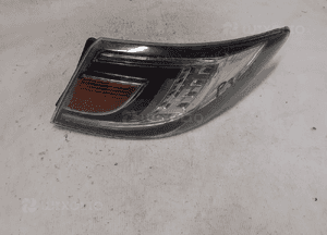 Tyl tylna lampa prawa mazda M6 gh srebrna 1