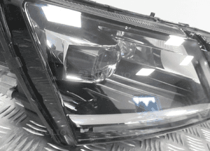 Lampa przednia przód prawa skoda octavia iii 3 lift full led 2016-2020 rok 10