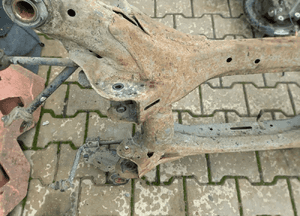 Honda Accord VIII kombi wózek kołyska belka zawieszenia tylnego tył 4