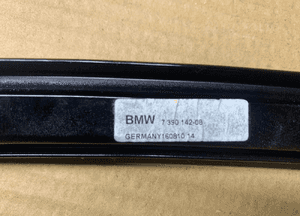 Listwa drzwi prawy tył prowadnica szyby BMW 5 G30 7390142 5