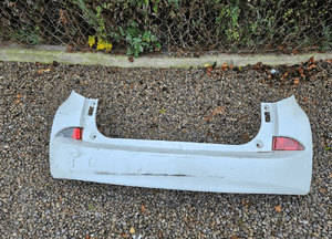 Toyota VERSO S zderzak tylny tył 1