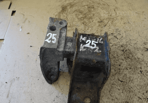 Łapa poduszka skrzyni hyundai I30 21830-A5400 1