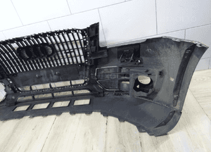 Zderzak przód przedni  AUDI Q5 8R0 8R0807437 LLU 13