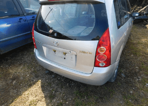 Mazda Premacy 99-05 Klapa tylna z szyba tył  tylne SU 6