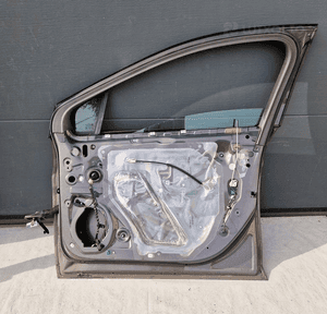 Opel astra 5 k drzwi prawy przód Z190 4