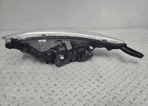 LAMPA prawa prawy przód przednia Ford B-Max BMax 12-17 EU 5