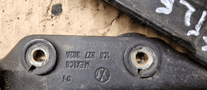 Zawias klapy bagażnika lewy VW New Beetle 1C0827301A 4