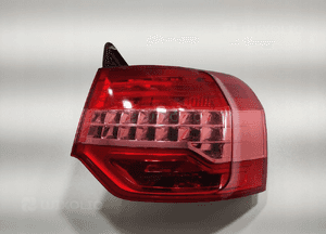 Lampa prawa prawy tył tylna citroen C5 iii X7 9681063680 2008-2011 2