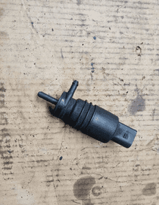 Pompka spryskiwaczy Mercedes ML W163 2