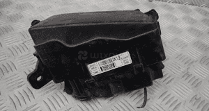 SKRZYNKA MODUŁ BEZPIECZNIKÓW HYUNDAI I40  18790-01315 2