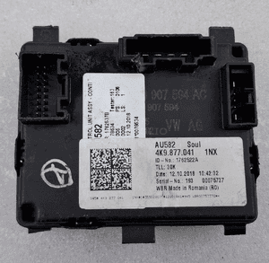 Audi A6 C8 Moduł Sterownik szyberdachu 4K9877041 3