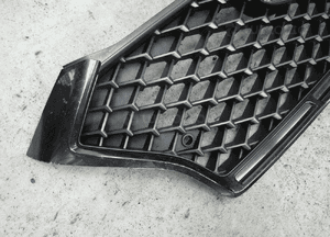 HYUNDAI TUCSON III LIFT ATRAPA GRILL 2