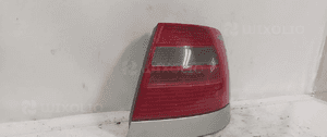 Tyl tylna lampa prawa audi A4 B5 lift sedan 2
