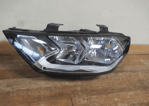 Lampa przednia przód lewa audi A1 ii 82A 2018- 2