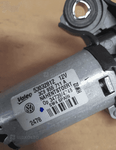 VW PASSAT 2010 SILNICZEK WYCIERACZKI TYŁ 53032812 3C9955711A 2