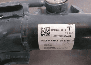AMORTYZATOR PRZÓD PRAWY TESLA Y 3