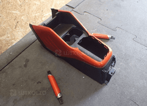 TUNEL ŚRODKOWY RĄCZKA DRZWI SUZUKI IGNIS 16- 3