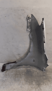 Toyota corolla E12 błotnik przedni prawy 199 srebrny posiada wgniecenie 4