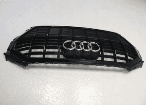Audi Q3 83A 83F grill atrapa chłodnicy czarny chrom znaczek nowy oryginał 3
